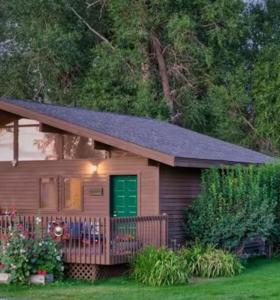 Κήπος έξω από το Hansen Guest Ranch and Venue