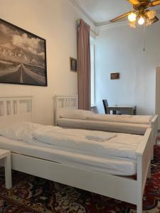 Foto dalla galleria di A&S Ferienwohnungen Koblenzer Strasse a Bonn Altre 20 foto