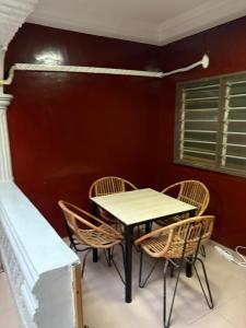 Gambar di galeri bagi AppatGrace di Lomé