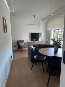 Μια τηλεόραση ή/και κέντρο ψυχαγωγίας στο Brétema Home
