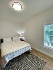 Postel nebo postele na pokoji v ubytování condo at Humboldt