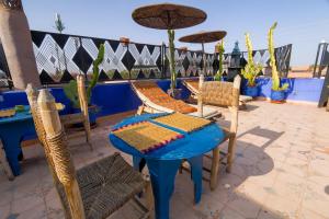 Uma varanda ou terraço em Riad Salma Restaurant Spa
