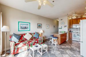 Gallery image of Sea-Love 819 #309DS-H in Hatteras