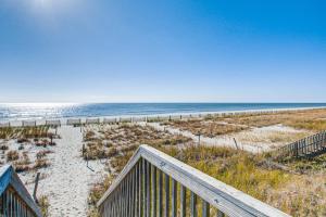 Gallery image of Silver Linings West in Holden Beach