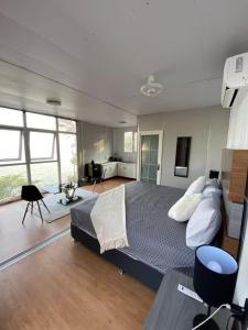 Μια τηλεόραση ή/και κέντρο ψυχαγωγίας στο Casa Abitare Armonía