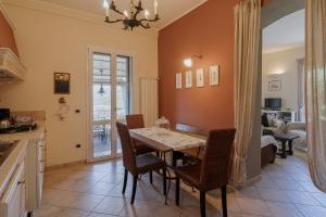 Kuchyň nebo kuchyňský kout v ubytování Residenza Gorleri charme e relax + 23 fotografií