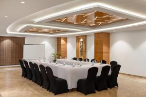 Konferenční prostory v ubytování Ramada Plaza by Wyndham Jammu Vijaypur