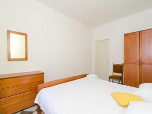 Ảnh trong thư viện ảnh của Holiday Home Blue Vineyard- Three Bedroom House with Terrace and Sea View ở Potomje +23 ảnh