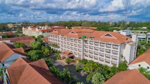 an overhead view of a building with red roof at Hotel Somadevi Angkor Resort & Spa in Siem Reap
