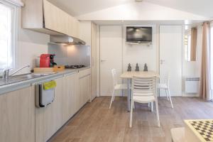 Gallery image of Mobilehome in Lagorce