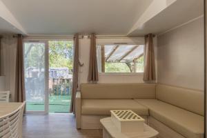 Gallery image of Mobilehome in Lagorce