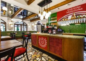 Εστιατόριο ή άλλο μέρος για φαγητό στο Domki na Szczycie - balia jacuzzi na wyłączność