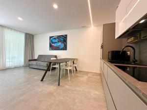 Nhà bếp/bếp nhỏ tại Venezia-Mestre Elite apartment BrosA