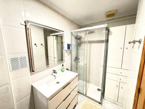 Ένα μπάνιο στο Beach Apartament +24 φωτογραφίες