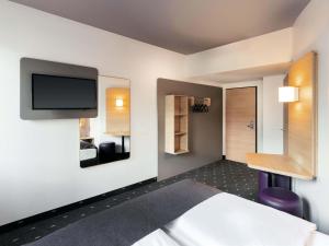 TV/Unterhaltungsangebot in der Unterkunft B&B HOTEL Düsseldorf-Mitte