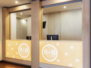 TV/Unterhaltungsangebot in der Unterkunft B&B HOTEL Düsseldorf-Mitte
