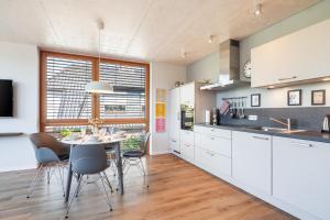 Dapur atau dapur kecil di "Deichhausener Straße 2" Wohnung Flut