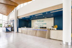Vstupní hala nebo recepce v ubytování Bakour Punta Cana Suites
