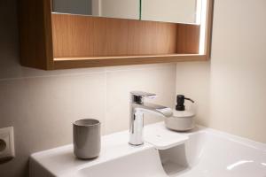 Et badeværelse på Upisa Studio Apartments + 21 billeder