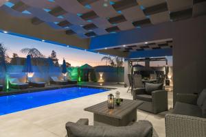 Bassein majutusasutuses Hollywood Exclusive Villa, by TK Property Management või selle lähedal