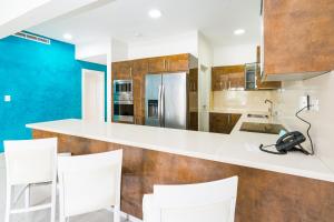 Kuchyň nebo kuchyňský kout v ubytování Bakour Punta Cana Suites