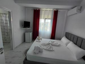 Foto dalla galleria di Vila Kasemi a Fier