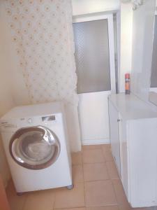 Fotografie z fotogalerie ubytování Casa privata con giardino Bardha lungomare v destinaci Vlorë