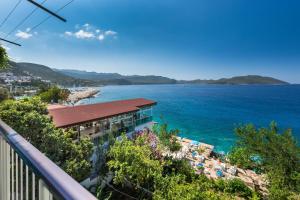 Gallery image of Sardunya Andifli Otel in Kas