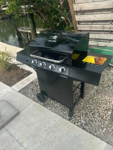 Φωτογραφία από το άλμπουμ του Mid Century Meets Boaters Dream σε Siesta Key