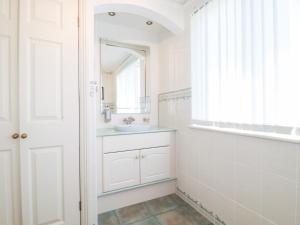 Koupelna v ubytování Pipers + 15 fotografií