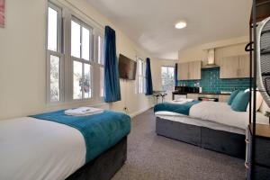 Voodi või voodid majutusasutuse Belgrade Lodge Studio 2 - Netflix, WiFi, City Centre Gem toas