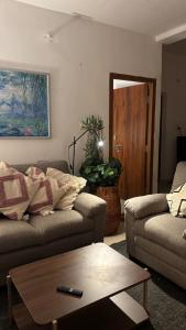 Photo de la galerie de l'établissement Nirvana Stays - 2BHK - Luxury - Peace - Comfort, à Haidar Sāhibgūda