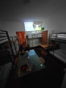 Un pat sau paturi într-o cameră la ABAI Apartments 1150 only WWW-On-line-Check-in & SelfService