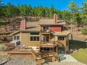 Gallery image of Peaceful Pines in Rapid City