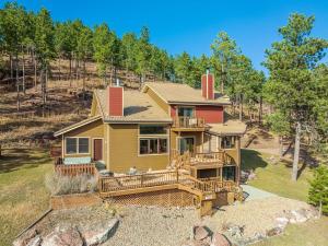 Gallery image of Peaceful Pines in Rapid City