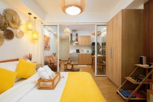 Φωτογραφία από το άλμπουμ του Modern Rustic Home Staycation στη Μανίλα