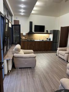 A kitchen or kitchenette at Dom Adonis