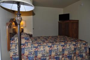 Gallery image of Camrest Motel in Camrose