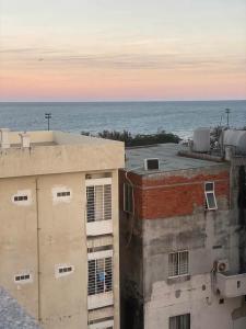 Una vista del océano desde un edificio en Thị Thành Hotel, en Vung Tau 4 fotos más