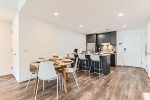 Η κουζίνα ή μικρή κουζίνα στο Pioche Village Getaway! condo +34 φωτογραφίες