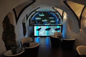 Ο χώρος του lounge ή του μπαρ στο Gasthof Durigon