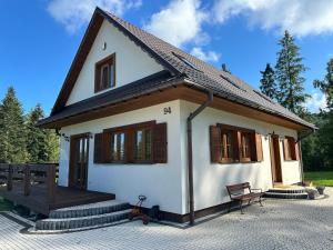 Budova, kde se prázdninový dům nachází + 20 fotografií