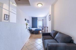 Χώρος καθιστικού στο Elegante Appartamento, Wi-Fi e Colazione Free +54 φωτογραφίες