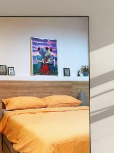 Cama ou camas em um quarto em 辉煌象神庙全配套设施高端公寓 安静不临街 近地铁夜市