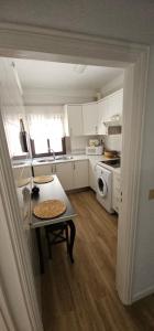 Kuchyň nebo kuchyňský kout v ubytování CORNELIAS HOME