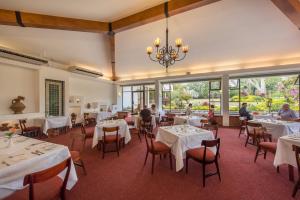 Restoran või mõni muu söögikoht majutusasutuses Hotel Bougainvillea San José