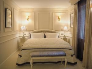 Ένα ή περισσότερα κρεβάτια σε δωμάτιο στο Luxus Villa Baden-Baden