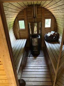 an overhead view of a stove in a wooden cabin at Weddeloase in Medebach +22 photos