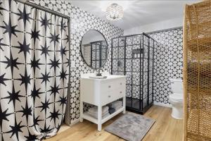 Ένα μπάνιο στο Lakeview Landing by StayLage +65 φωτογραφίες