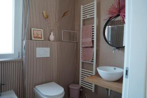 Koupelna v ubytování Boutique appartment + 34 fotografií